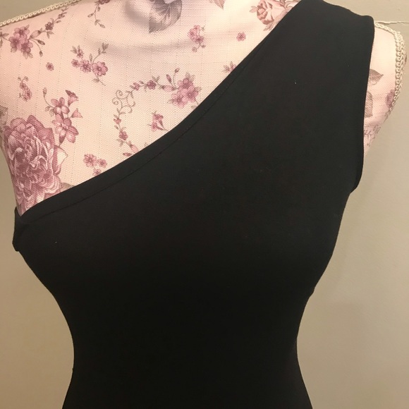 Dress - Picture 2 of 6